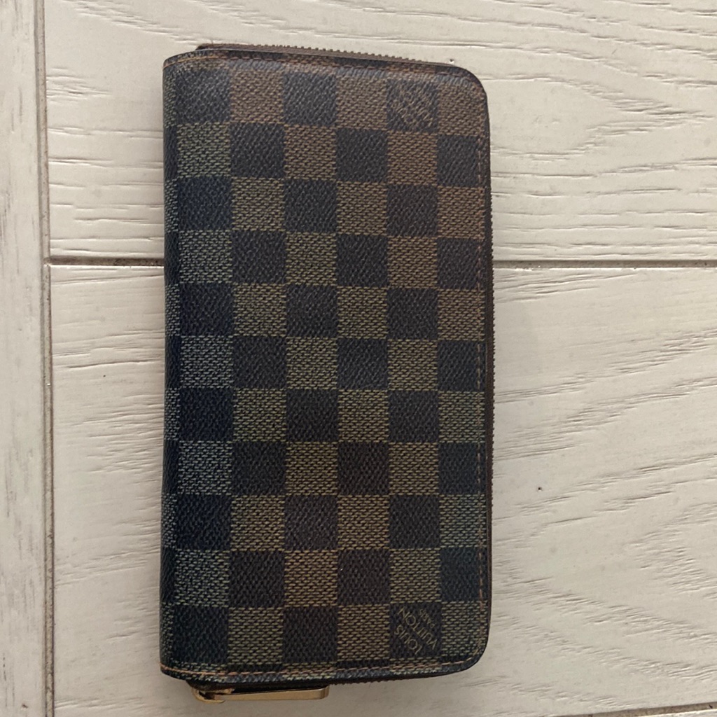 Louis Vuitton Damier Ebene Zippy Wallet - Well Used - Authentic